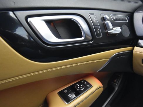 Used 2015 Mercedes-Benz SL 400 image 28