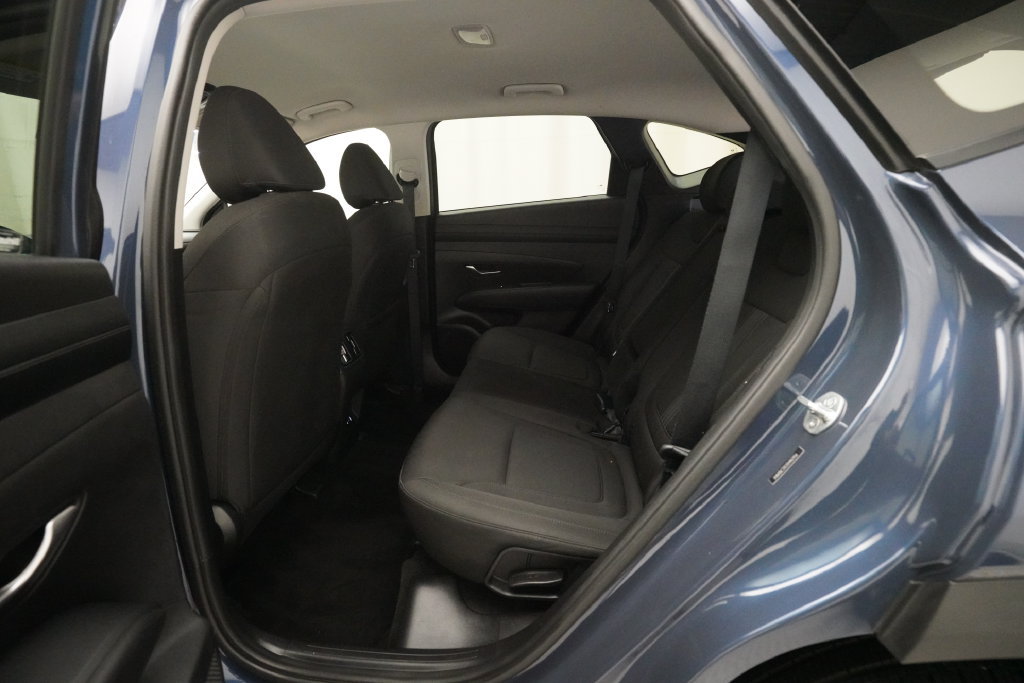 Used 2025 Hyundai Tucson SEL AWD/4WD image 16