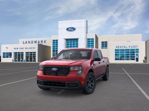 New 2025 Ford Maverick XLT w/ XLT Luxury Package image 2