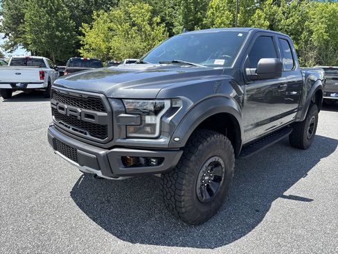 Used 2019 Ford F150 Raptor w/ Equipment Group 801A Mid AWD/4WD image 3