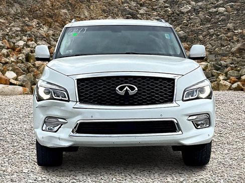 Used 2017 INFINITI QX80 4WD image 3