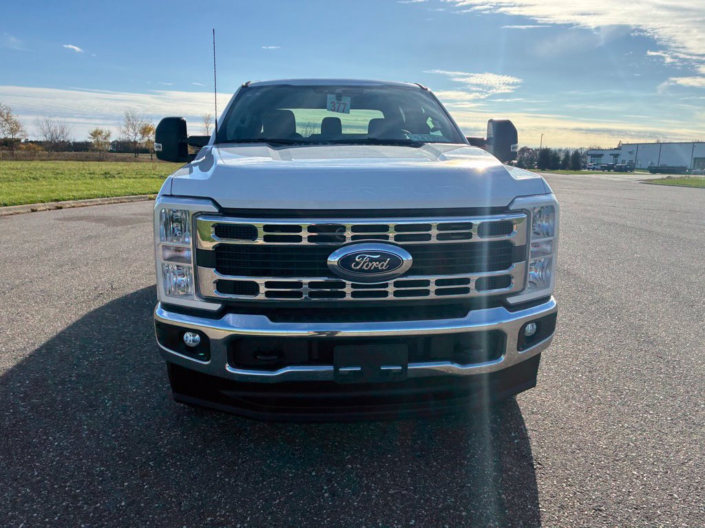 Used 2024 Ford F350 XLT w/ FX4 Off-Road Package AWD/4WD image 3