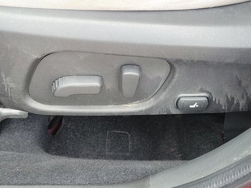 Used 2017 Subaru Forester 2.5i Premium AWD/4WD image 18