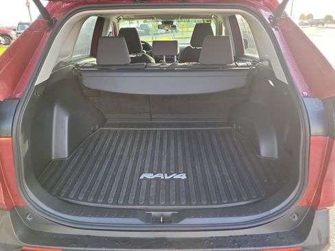 Certified 2025 Toyota RAV4 XLE w/ Convenience Package image 11