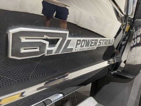 Used 2024 Ford F450 Lariat w/ Chrome Package image 28