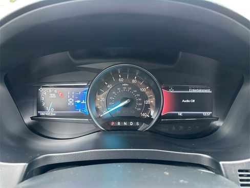 Used 2018 Ford Explorer Sport image 13