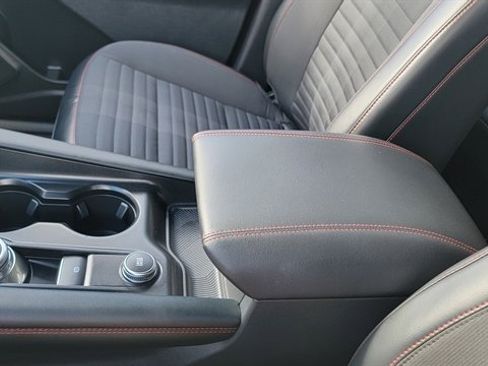 Used 2025 Ford Explorer ST-Line image 38