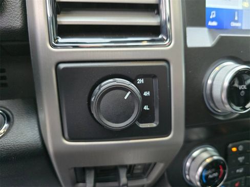 Used 2020 Ford F450 Platinum w/ Camper Package image 35