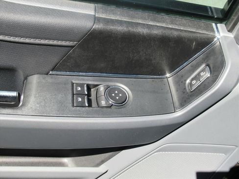 Used 2021 Ford F150 XLT w/ Equipment Group 301A Mid RWD image 18