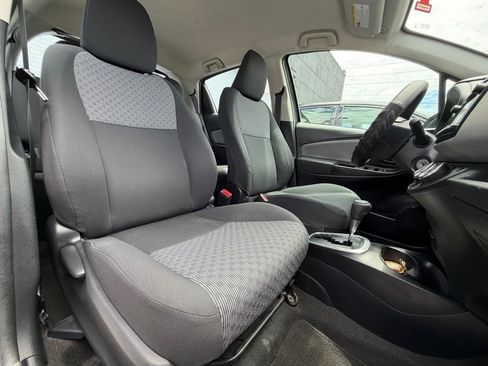Used 2015 Toyota Yaris L FWD image 22