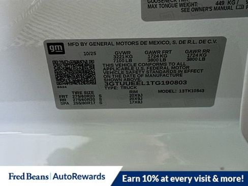 New 2026 GMC Sierra 1500 AT4 w/ Technology Package AWD/4WD image 22