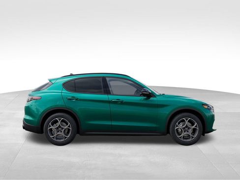 New 2025 Alfa Romeo Stelvio Sprint w/ Convenience Package AWD/4WD image 22