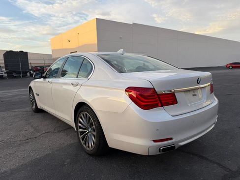 Used 2012 BMW 740i RWD image 7
