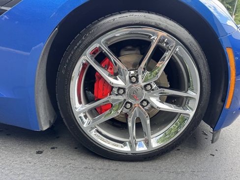 Used 2015 Chevrolet Corvette Stingray Coupe w/ 3LT Preferred Equipment Group RWD image 18