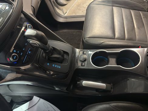 Used 2014 Ford Escape Titanium FWD image 18