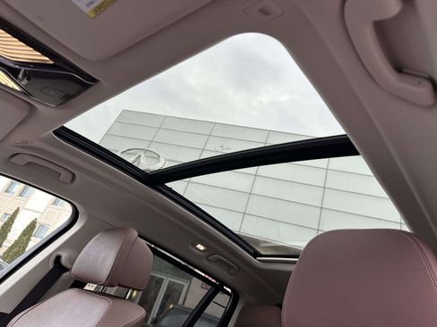 Used 2022 BMW X7 xDrive40i w/ Premium Package image 21