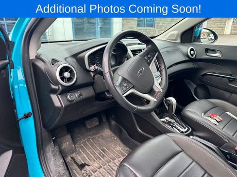 Used 2020 Chevrolet Sonic Premier w/ Driver Confidence Package FWD image 9