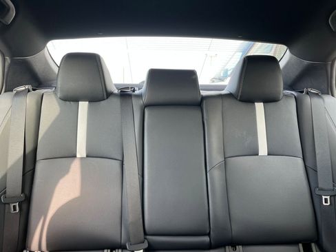 Used 2025 Toyota Camry SE image 38