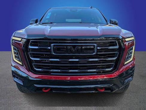 Used 2025 GMC Yukon XL AT4 w/ AT4 Premium Plus Package AWD/4WD image 8