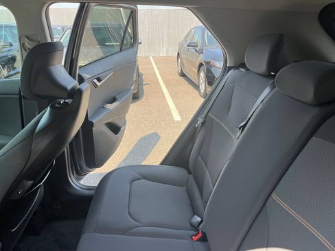 Used 2026 Kia Niro LX FWD image 37