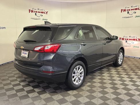 Used 2020 Chevrolet Equinox LS AWD/4WD image 3