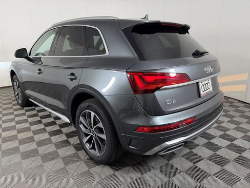Used 2023 Audi Q5 2.0T Premium w/ Convenience Package AWD/4WD image 3
