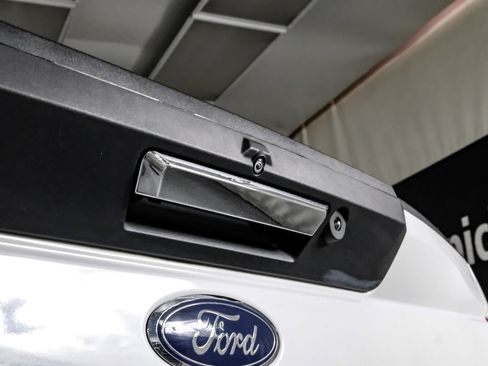 Used 2021 Ford F450 Lariat w/ Lariat Value Package AWD/4WD image 46