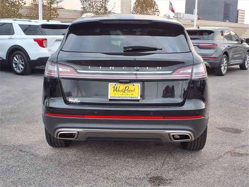 Certified 2023 Lincoln Nautilus FWD w/ Premium Package image 24