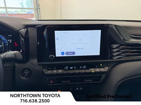 Used 2026 Toyota Camry SE w/ Convenience Package FWD image 7