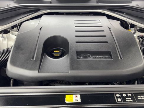 Used 2023 Land Rover Range Rover SE image 76