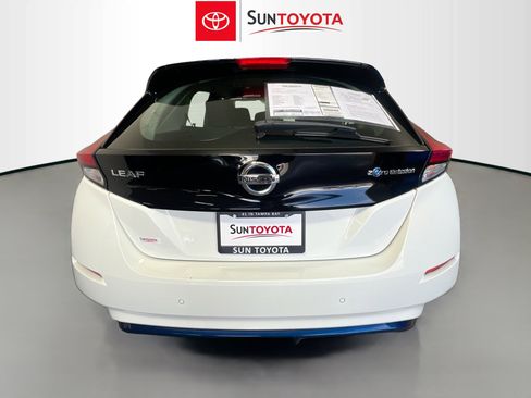 Used 2020 Nissan Leaf S w/ S Charge Package image 5