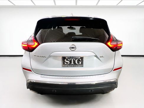 Used 2019 Nissan Murano SL w/ Cargo Package FWD image 5
