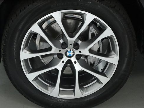Used 2026 BMW X5 xDrive40i AWD/4WD image 42