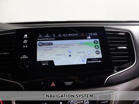 Used 2022 Honda Pilot TrailSport image 3