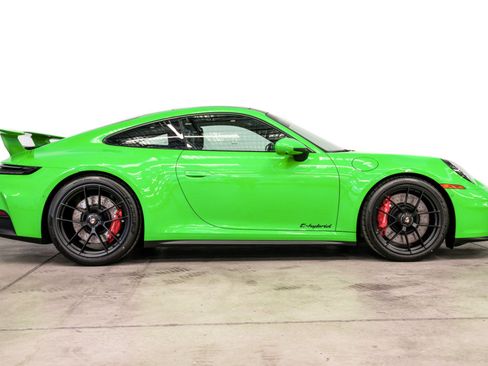 Used 2026 Porsche 911 GTS image 39