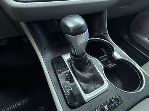 Used 2018 Toyota Highlander Limited image 30