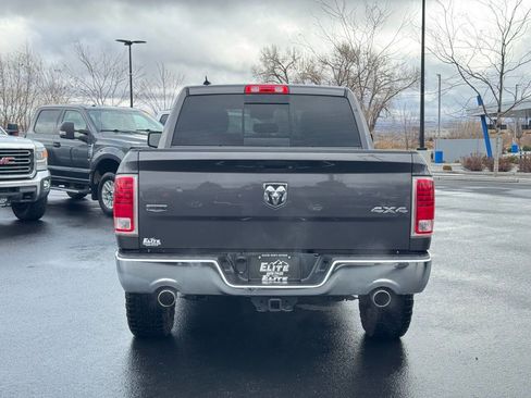 Used 2017 RAM 1500 Laramie image 7