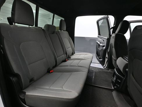 Used 2022 RAM 1500 Big Horn AWD/4WD image 45