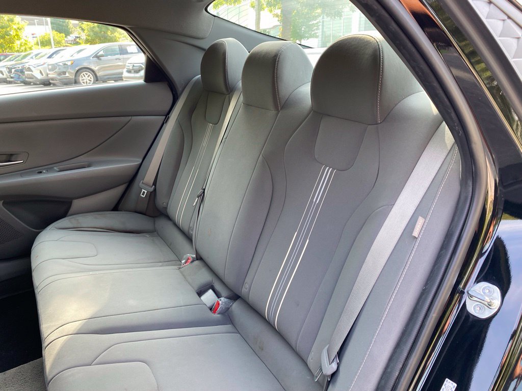 Used 2024 Hyundai Elantra SEL FWD image 27