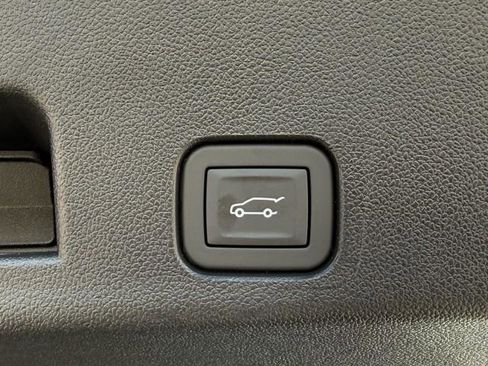 New 2026 Chevrolet Traverse LT image 40