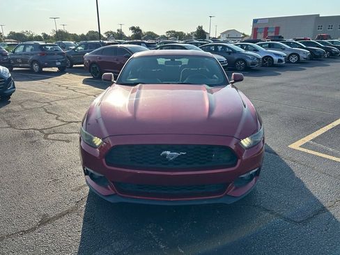 Used 2017 Ford Mustang Coupe RWD image 4