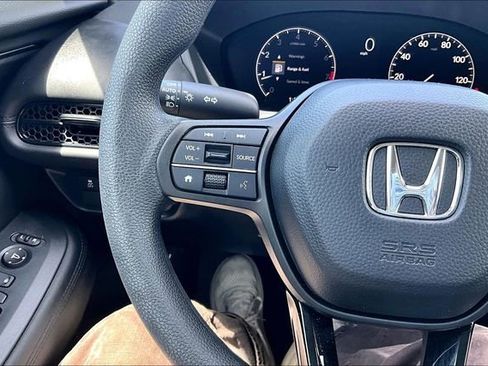Certified 2025 Honda HR-V LX image 10