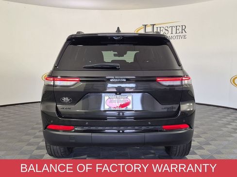 Certified 2024 Jeep Grand Cherokee Limited w/ Luxury Tech Group II AWD/4WD image 5