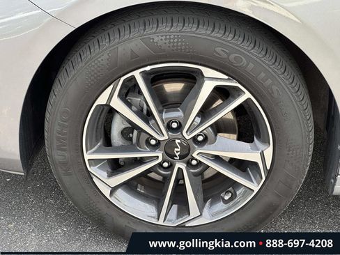 Certified 2024 Kia Forte LXS w/ LXS Technology Package FWD image 7