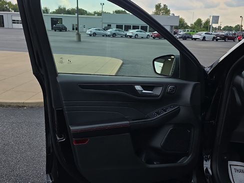 Used 2024 Ford Escape ST-Line Elite w/ Premium Technology Package image 12