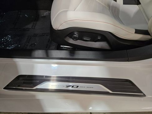 Used 2023 Chevrolet Corvette Stingray Premium Cpe w/ Z51 Performance Package image 26