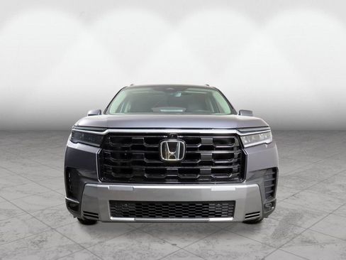 New 2026 Honda Pilot Touring image 8