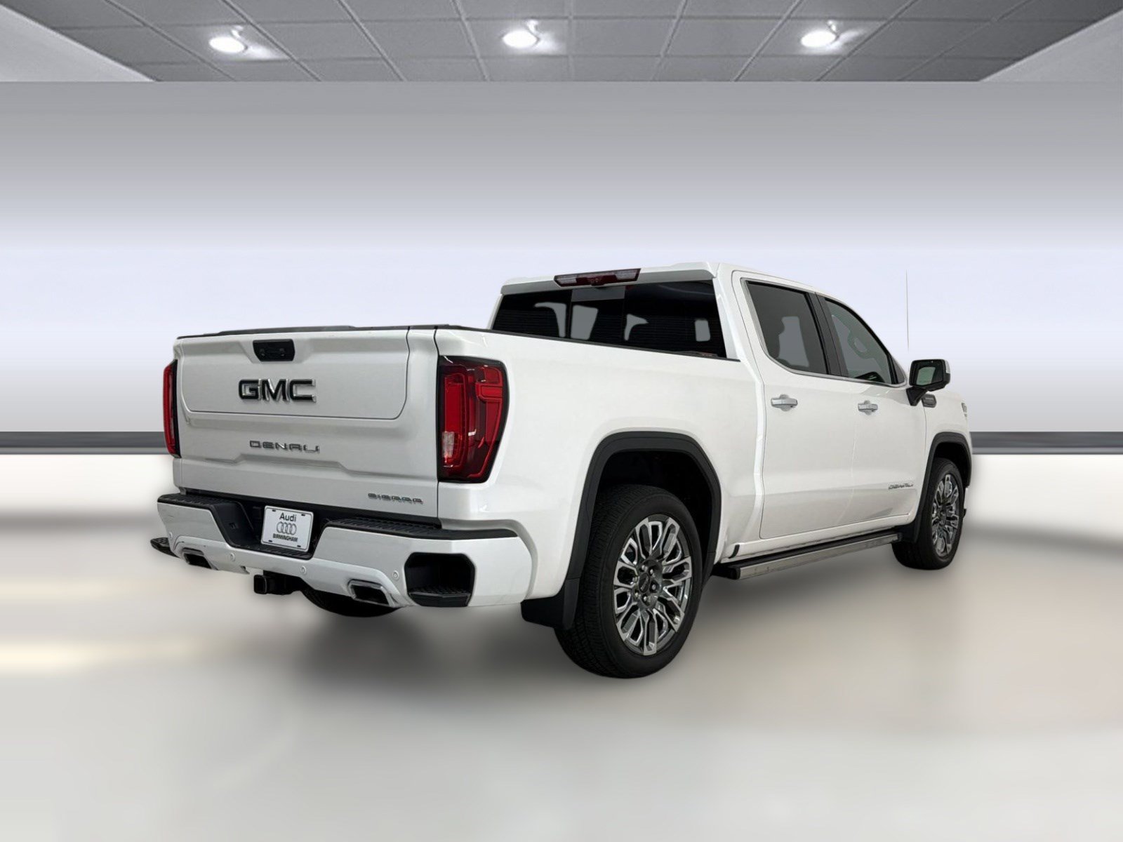 Used 2023 GMC Sierra 1500 Denali Ultimate AWD/4WD image 9