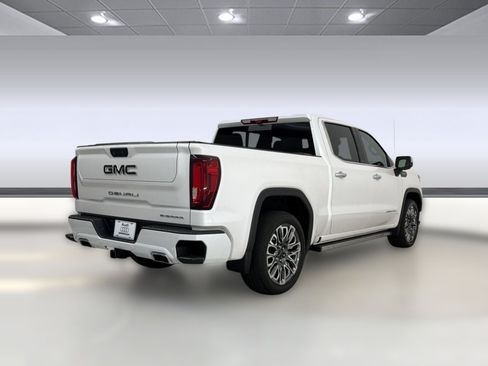 Used 2023 GMC Sierra 1500 Denali Ultimate AWD/4WD image 9