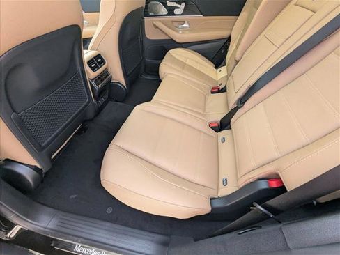 New 2026 Mercedes-Benz GLS 450 4MATIC image 15